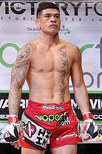 Maki Pitolo vs Darren Stewart