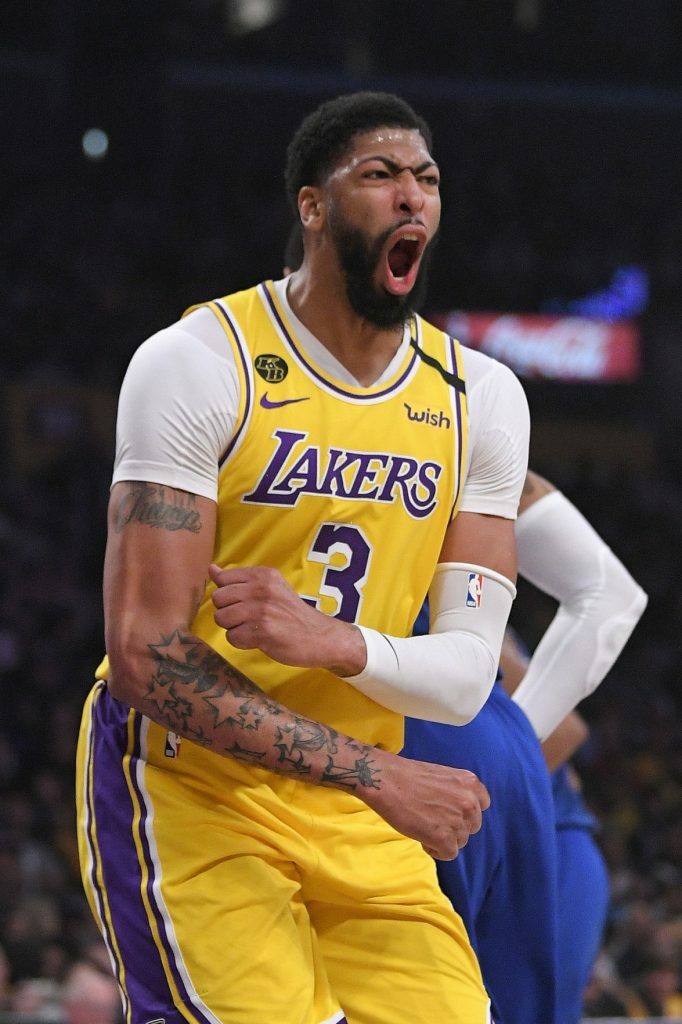 LA Lakers centerpiece 