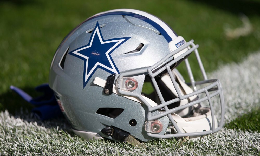 Cowboys: DeMarvion Overshown carted off the field in preseason