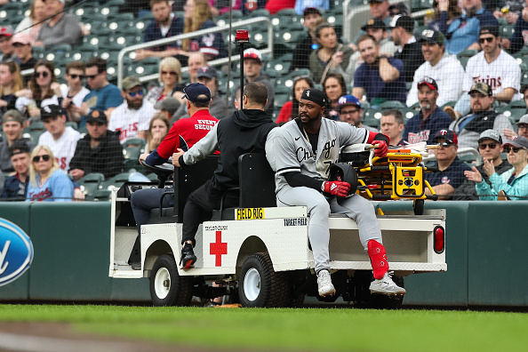 White Sox outfielder AJ Pollock leaves game with tight hamstring