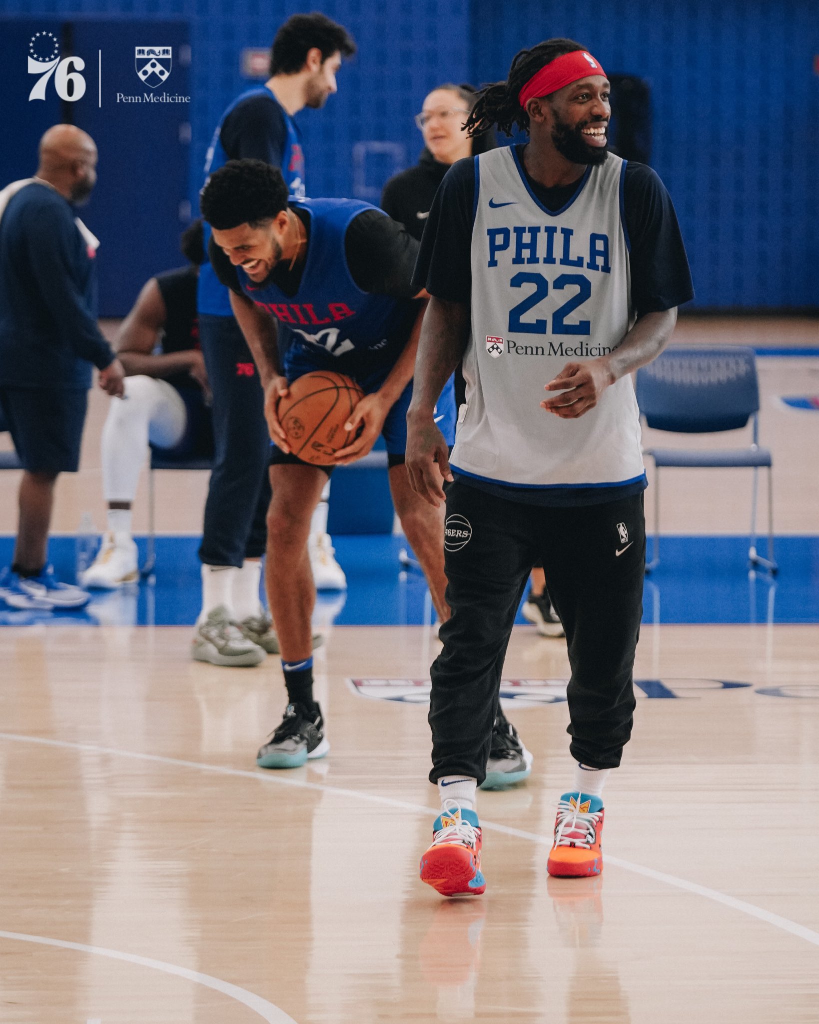 76ers Guard Patrick Beverley Asks Kevin Hart About Josh Giddey's ...