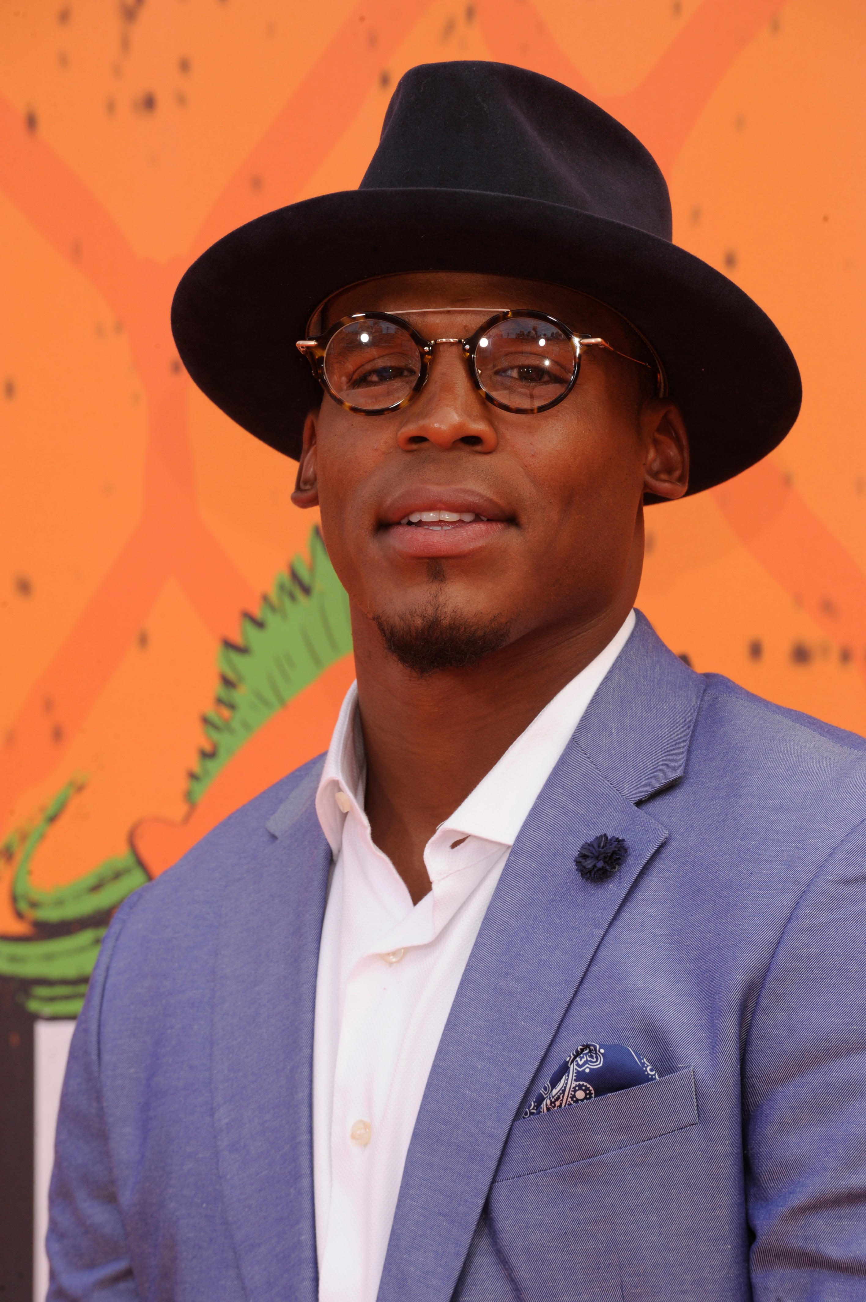 Former QB NFL Player Cam Newton Involved In A Scuffle While Trying To ...