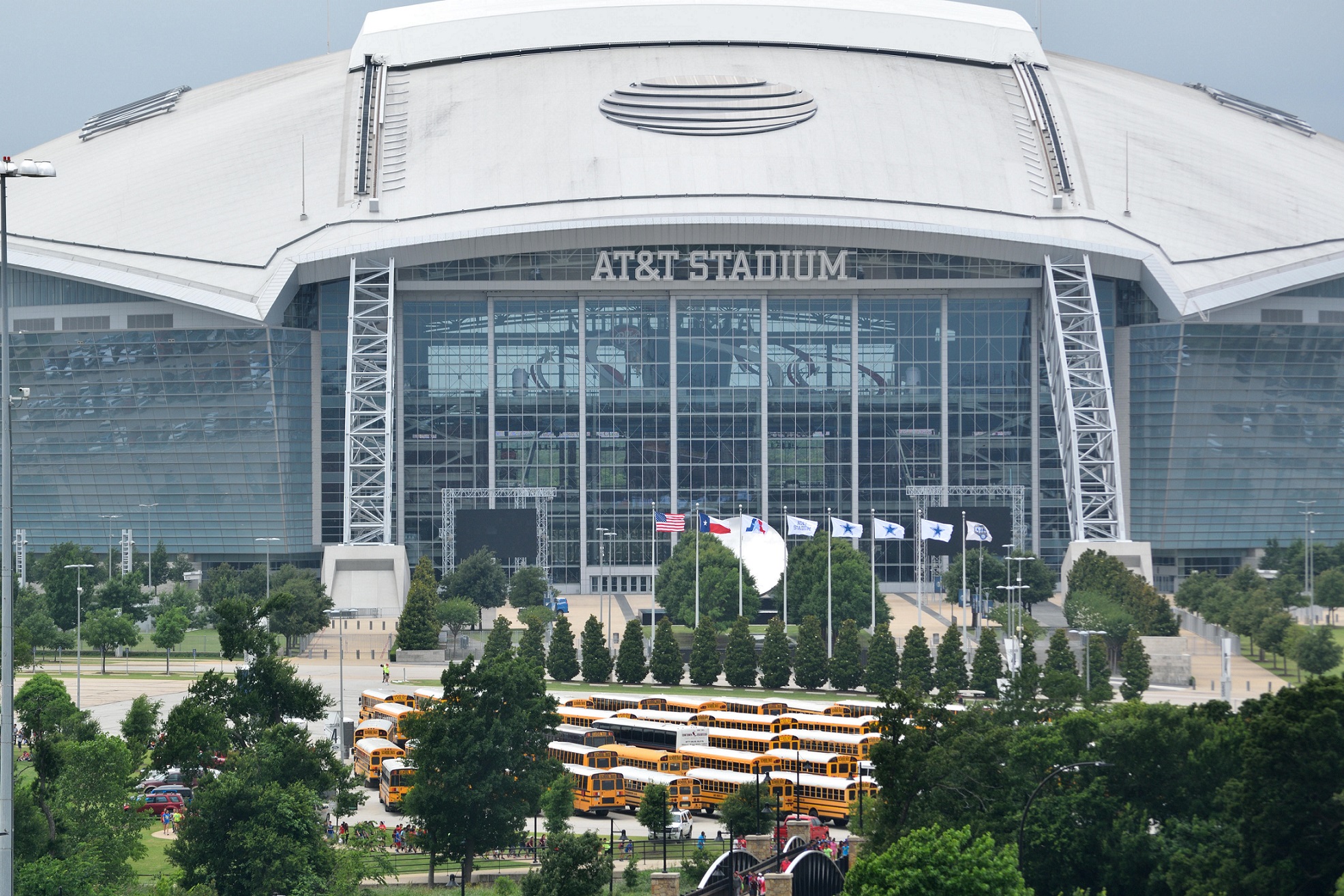 AI is taking over: Cowboys unveil hologram of Jerry Jones at AT&T ...