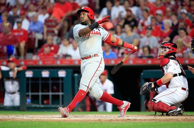 Franco hitting vs the Reds.