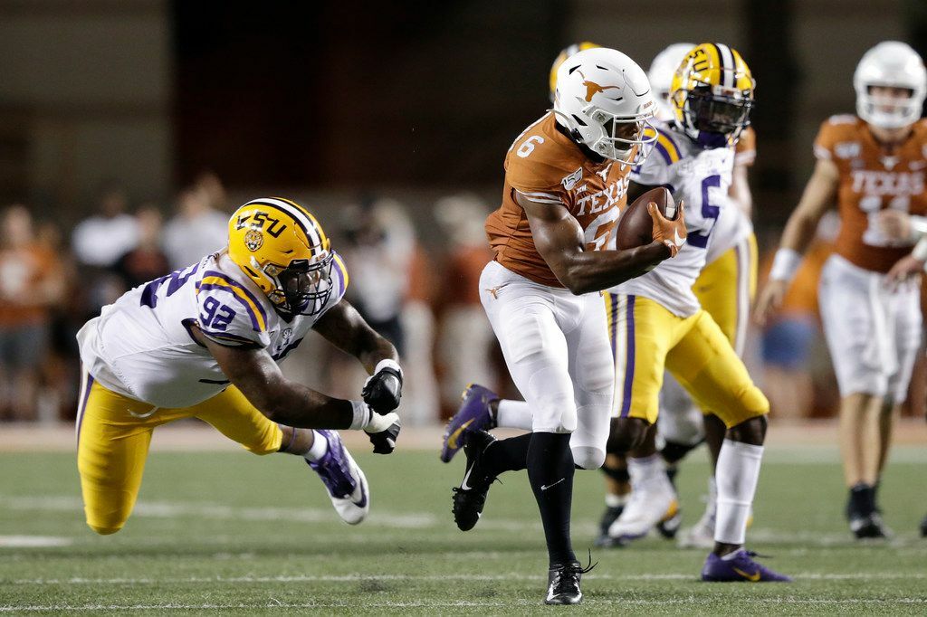 Devin Duvernay receiving Texas