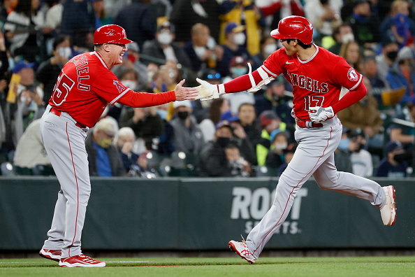 Shohei Ohtani wins Commissioner's Historic Achievement Award