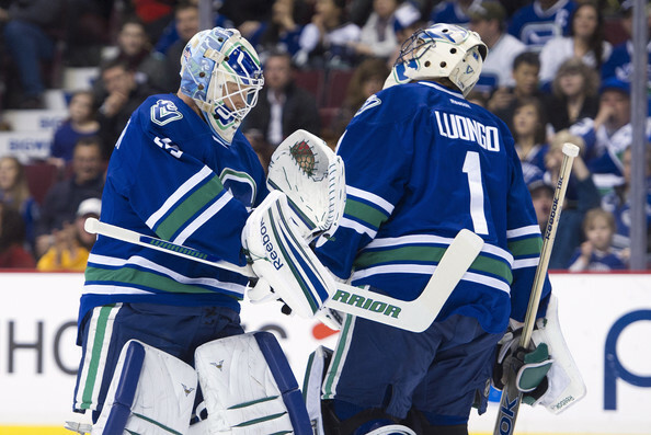 Canucks Advent