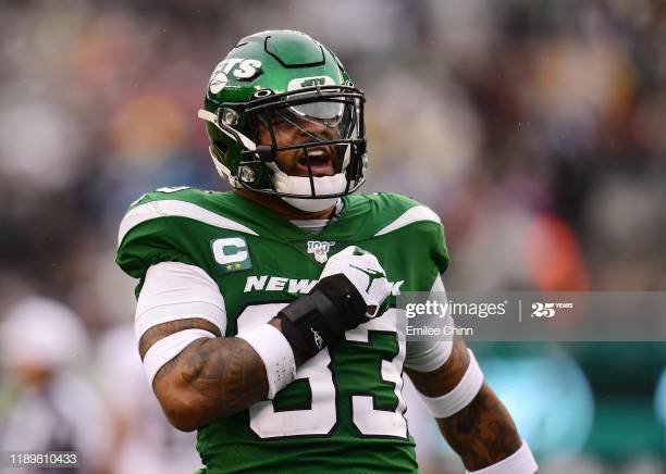Jamal Adams thumping his chest.