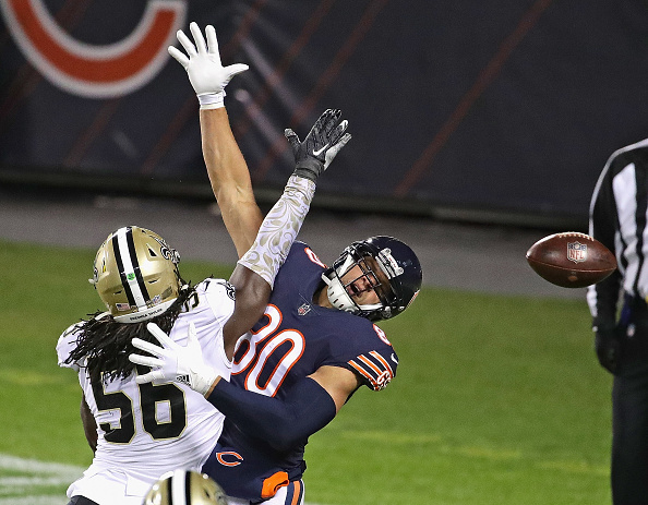 Linebacker Demario Davis defends Jimmy Graham